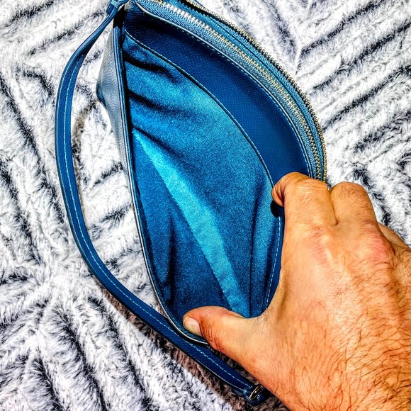 NWOT - COACH (LIGHT GOLD/TEAL) EAST/WEST W/SIGNATURE POP-UP POUCH (F52598) - Picture 9 of 10